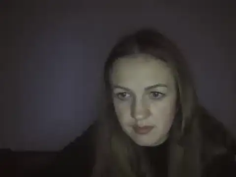 Snapshot of Milaniya261 chatting on February 4, 2025, 12:51 am Milaniya261 online show from February 4, 2025, 12:51 am