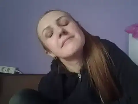 Snapshot of Milaniya261 chatting on February 19, 2025, 8:33 am Milaniya261 online show from February 19, 2025, 8:33 am