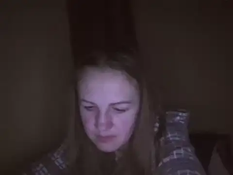 Snapshot of Milaniya261 chatting on February 23, 2025, 12:51 am Milaniya261 online show from February 23, 2025, 12:51 am