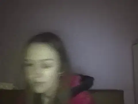 Snapshot of Milaniya261 chatting on March 17, 2025, 1:35 am Milaniya261 online show from March 17, 2025, 1:35 am