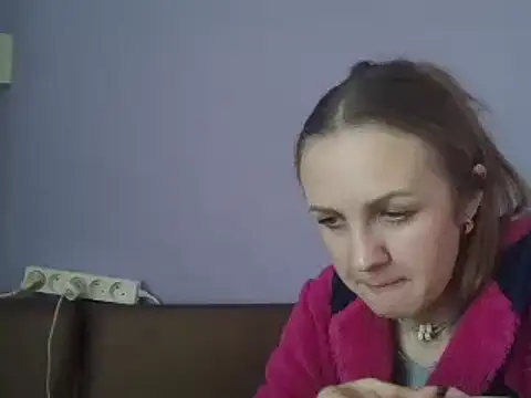 Snapshot of Milaniya261 chatting on March 19, 2025, 7:29 am Milaniya261 online show from March 19, 2025, 7:29 am