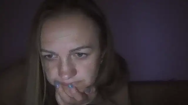 Snapshot of Milaniya261 chatting on October 11, 2025, 12:54 am Milaniya261 online show from October 11, 2025, 12:54 am