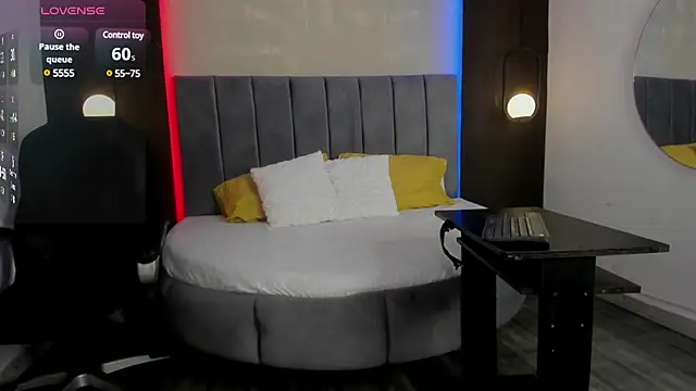 bella gibson online show from March 9, 2025, 11:58 am