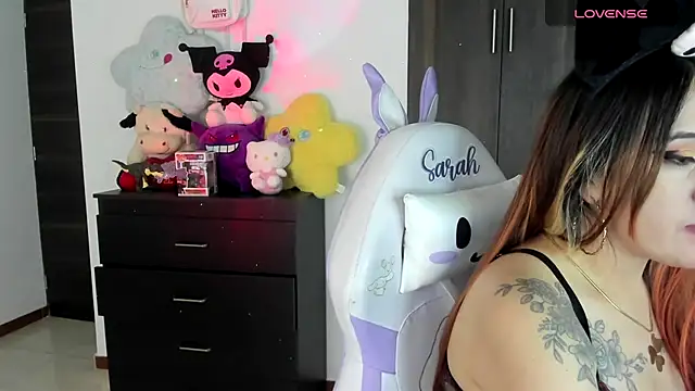 SarahXRusso online show from March 4, 2025, 3:22 am