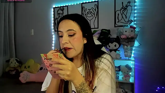 SarahXRusso online show from March 31, 2026, 12:45 am