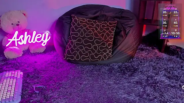 1Ashley  online show from February 11, 2026, 3:22 am