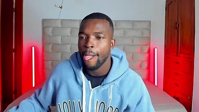 Snapshot of Dylan_Taylor chatting on March 3, 2026, 3:12 am Dylan Taylor online show from March 3, 2026, 3:12 am