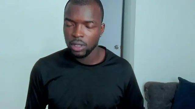 Snapshot of Dylan_Taylor chatting on March 19, 2026, 12:09 pm Dylan Taylor online show from March 19, 2026, 12:09 pm