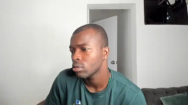 Snapshot of Dylan_Taylor chatting on April 16, 2026, 1:34 pm Dylan Taylor online show from April 16, 2026, 1:34 pm