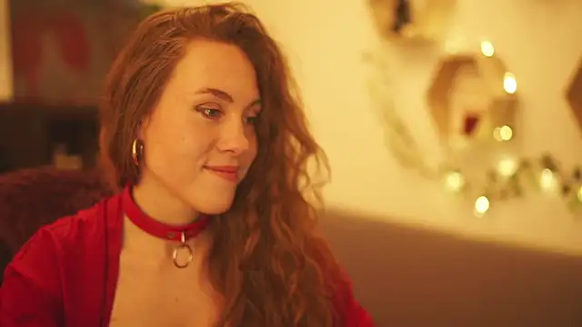 Berberis  Silene online show from December 14, 2024, 7:36 pm