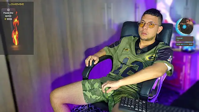 Nymphobuddies online show from February 16, 2025, 2:20 am