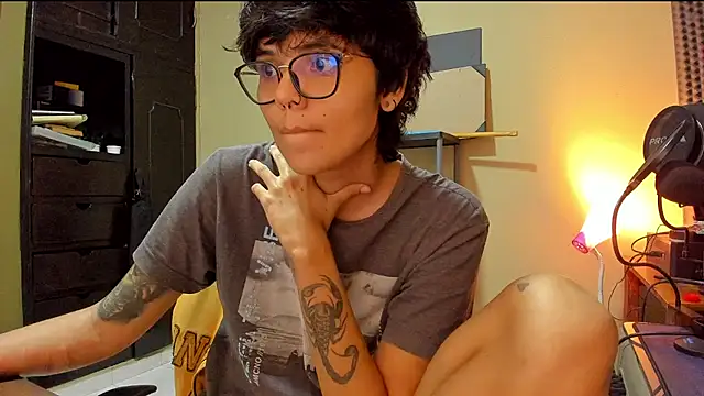 Snapshot of gooddess_isis chatting on December 22, 2024, 6:39 am gooddess isis online show from December 22, 2024, 6:39 am