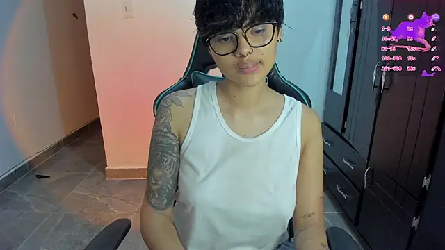 Snapshot of gooddess_isis chatting on January 9, 2025, 5:13 am gooddess isis online show from January 9, 2025, 5:13 am