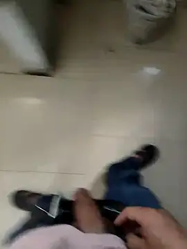 shale26 online show from March 3, 2025, 11:33 am