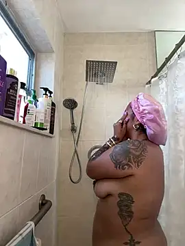 Snapshot of shyfr34k chatting on March 6, 2025, 10:47 pm shyfr34k online show from March 6, 2025, 10:47 pm