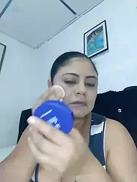 ElizabethWeil online show from December 3, 2025, 11:41 am