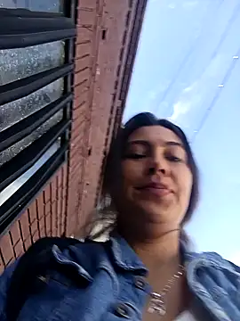 LIZ-06  online show from February 21, 2025, 12:50 pm