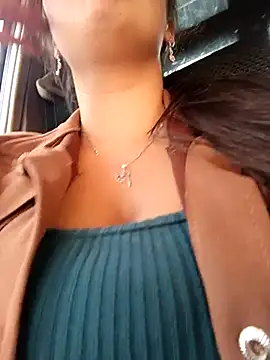 LIZ-06  online show from February 27, 2025, 10:20 pm