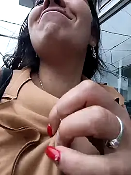 LIZ-06  online show from March 11, 2025, 3:23 pm