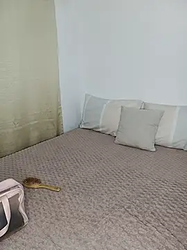 AdeleGray online show from November 6, 2025, 9:32 am