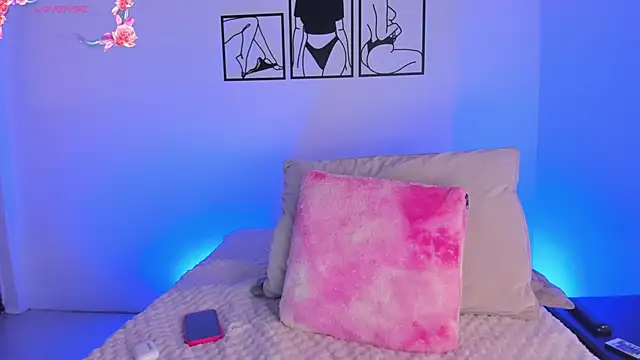 777AylinZ online show from November 16, 2025, 7:52 pm