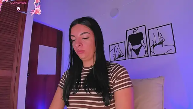 777AylinZ online show from November 22, 2025, 11:09 am