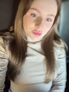 Snapshot of CaseyCumFace chatting on December 18, 2024, 7:26 am CaseyCumFace online show from December 18, 2024, 7:26 am