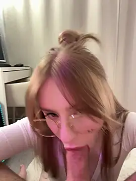 Snapshot of CaseyCumFace chatting on March 2, 2025, 9:54 pm CaseyCumFace online show from March 2, 2025, 9:54 pm