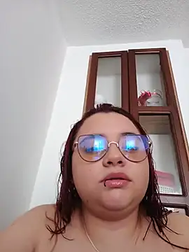 CURVY-HORNY online show from May 29, 2026, 9:13 pm