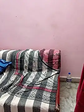 Cute-manisha online show from March 21, 2025, 3:35 pm