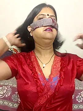 Snapshot of Cute-manisha chatting on July 19, 2026, 3:21 am Cute-manisha online show from July 19, 2026, 3:21 am