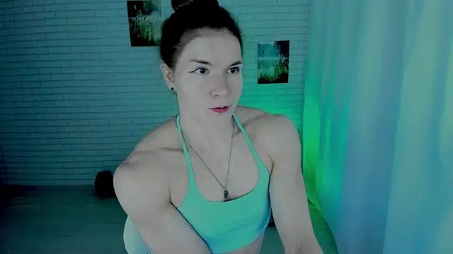 Lisa Ray online show from May 10, 2026, 4:39 am