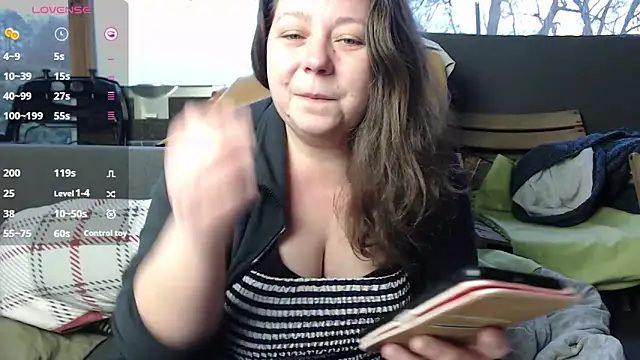 KasiaPrivat online show from February 2, 2025, 7:30 am