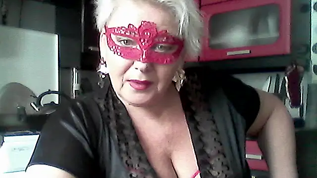 Lisa Suzie online show from February 24, 2026, 9:18 am