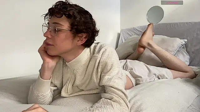 Snapshot of mapleg chatting on March 20, 2025, 10:07 pm mapleg online show from March 20, 2025, 10:07 pm