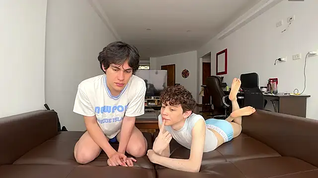 Snapshot of mapleg chatting on March 12, 2026, 6:58 pm mapleg online show from March 12, 2026, 6:58 pm