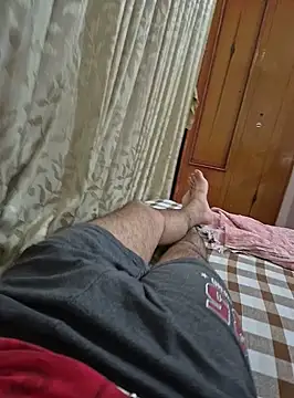 Snapshot of rayyan_krish chatting on February 17, 2025, 5:32 pm rayyan krish online show from February 17, 2025, 5:32 pm