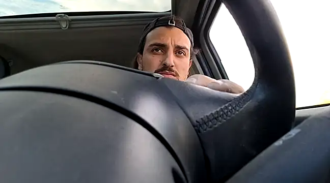 Snapshot of salvat22 chatting on March 18, 2025, 10:57 am salvat22 online show from March 18, 2025, 10:57 am