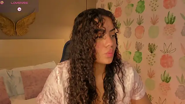 Snapshot of yaya23x chatting on February 4, 2026, 2:34 pm yaya23x online show from February 4, 2026, 2:34 pm