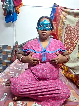 Real Desi Couple online show from December 12, 2024, 4:43 pm