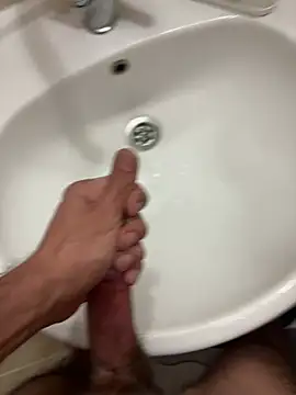 denizli18 online show from May 23, 2026, 4:33 pm
