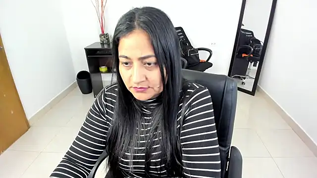 Adele Sweett online show from March 12, 2025, 7:17 pm