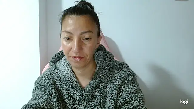 kaybabyhot online show from September 29, 2025, 3:39 pm