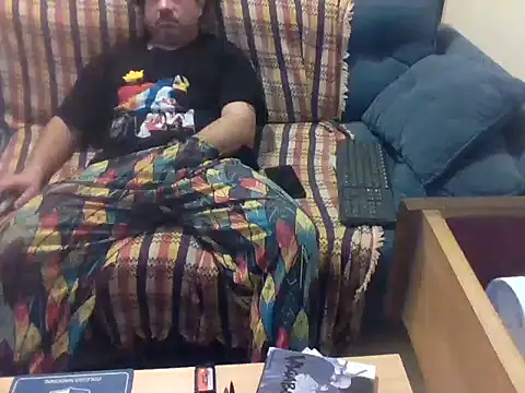 Snapshot of CCComandante chatting on April 23, 2026, 8:57 am CCComandante online show from April 23, 2026, 8:57 am