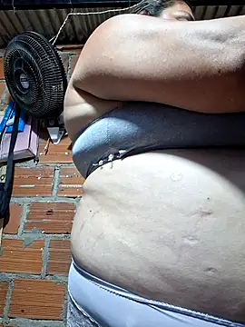 chubby sexy big tits online show from September 13, 2025, 12:54 am