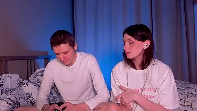 Snapshot of eternal_dream_ chatting on March 22, 2025, 1:11 am eternal dream  online show from March 22, 2025, 1:11 am