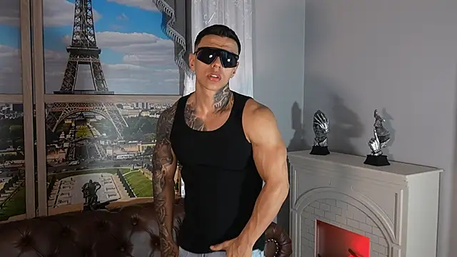 Flynn Riider online show from May 24, 2026, 2:33 pm