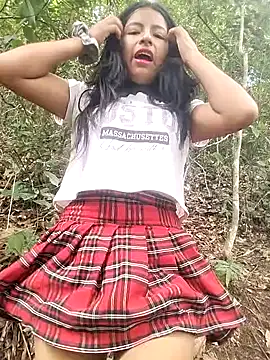 Danna-linyi online show from February 24, 2025, 5:20 pm