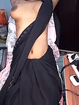 Snapshot of hinaa_khan chatting on February 16, 2025, 9:48 pm hinaa khan online show from February 16, 2025, 9:48 pm