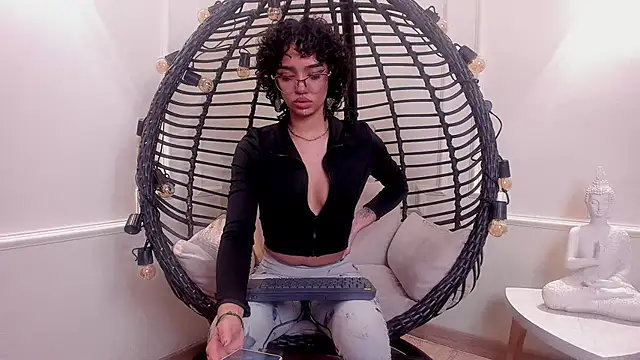 slutty venus online show from January 12, 2025, 7:53 pm